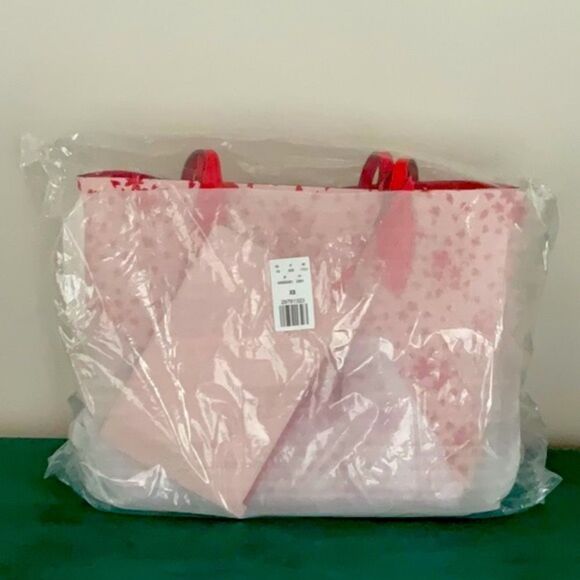 KATE SPADE NWT LOVE SHACK SMALL REVERSIBLE TOTE BAG WITH DETACHABLE WRISTLET - Picture 13 of 13